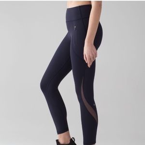 Lululemon Invigorate 7/8 Tight Midnight Blue 4